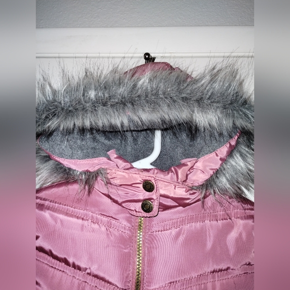 Calvin Klein Girls Puffer Faux Fur Coat - Picture 3 of 12